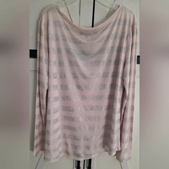 Jennifer Lopez Blush and Metallic Long Sleeve Top - Picture 4 of 5
